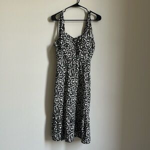 Lily Rose Black & White Floral Dress Size M